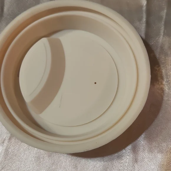 NWOT Glass mug with lid - Picture 6 of 7